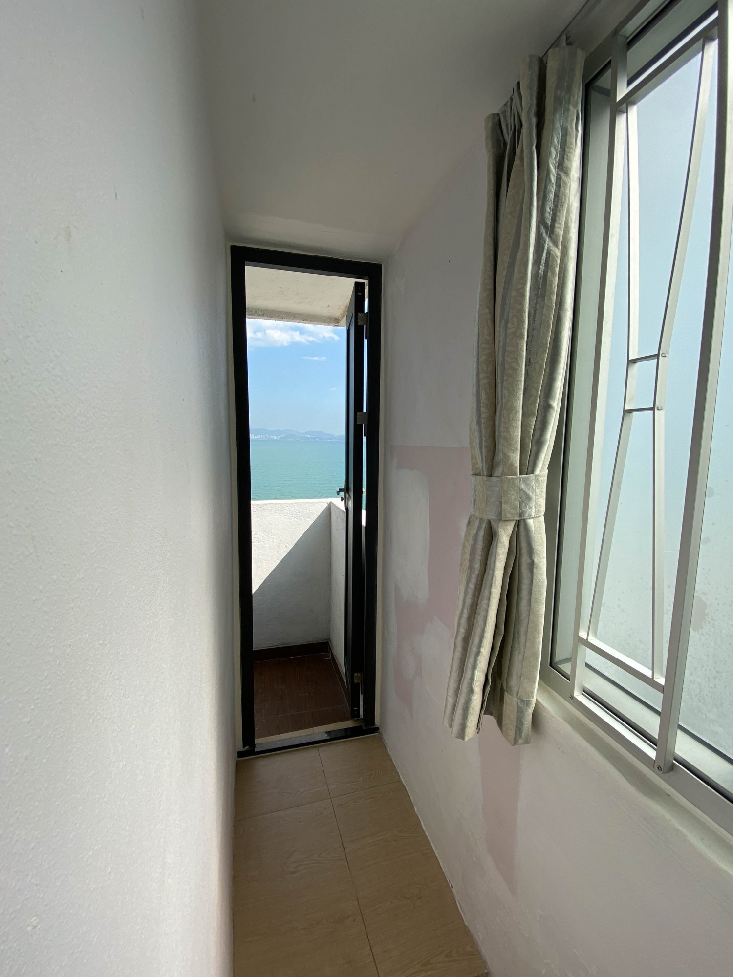 MM312B Sea View Double Suite